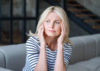 Journaling for Emotional Clarity: A Holistic Approach