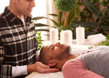 How Do Energy Healing Practices Impact Emotional Clarity?