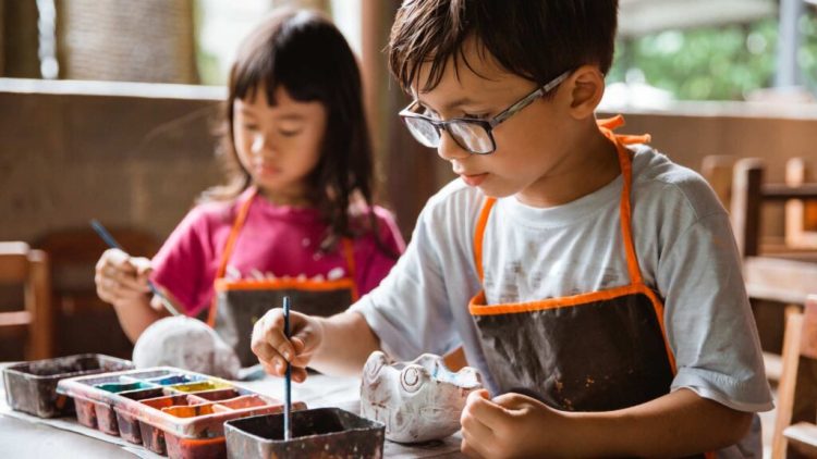 Why Are Therapists Recommending Clay Play for Anxiety Relief?