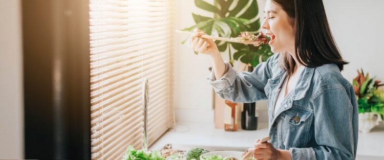 Is a Plant-Based Diet Suitable for Everyone? How Will Your Body Respond?
