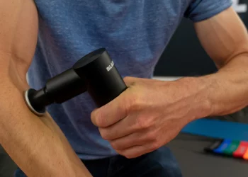 Is Recovery More Important Than the Training Itself? The Truth About Foam Rollers, Massage Guns, and Red Light Therapy